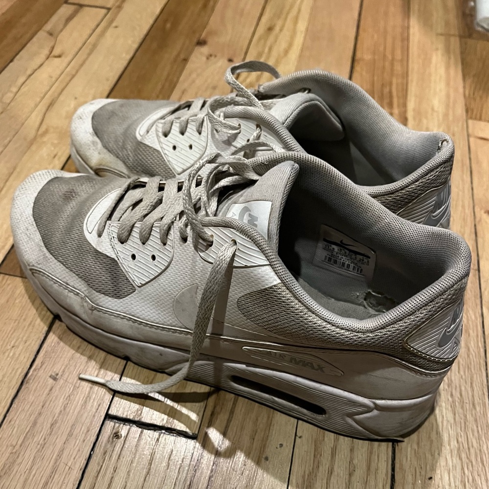 used nike air max